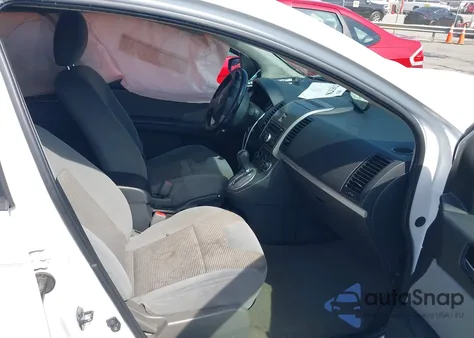 2011 Nissan Sentra 2.0S z USA, uszkodzony, nr VIN 3N1AB6AP5BL611289